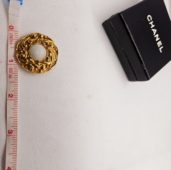 Chanel Pin Brooch - Picture 8 of 12